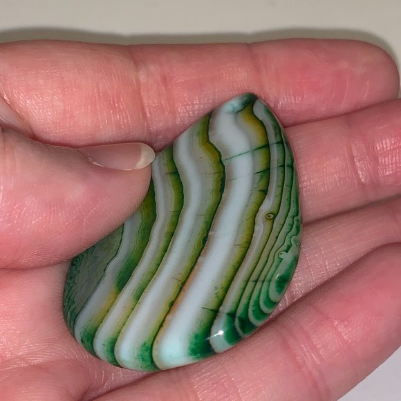 Green and white Teardrop Agate Focal Drop - Picture 4 of 6